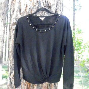 EUC Candie's faux pearl knit sweater in black size M